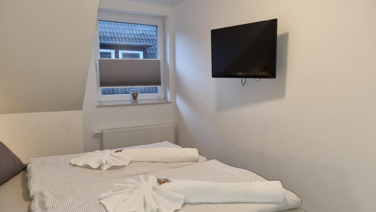 Pension Likedeeler Suite Majestaet Sir Francis Drake Borkum Exterior foto